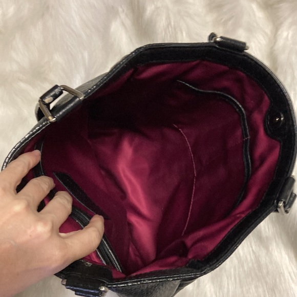 Cole Haan genuine leather bag 💼 - Picture 7 of 8